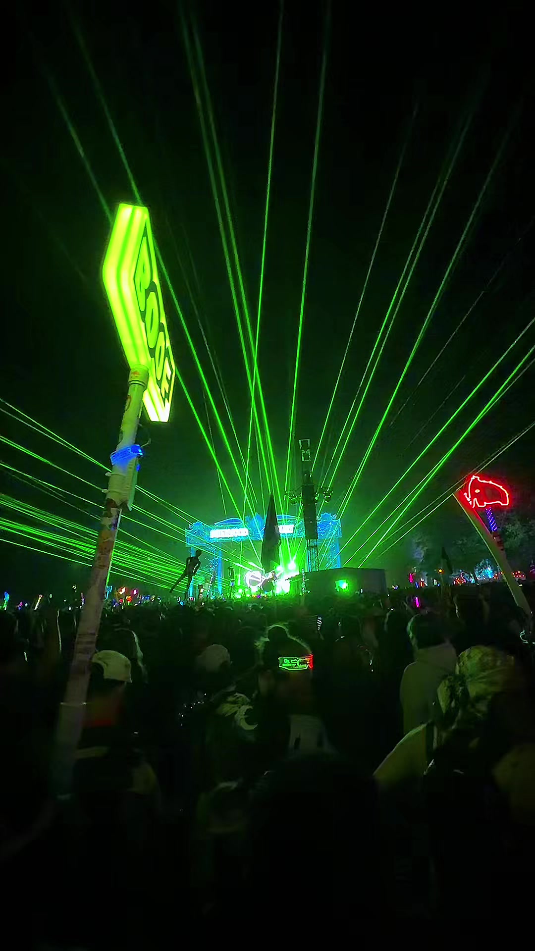 @Rave Twins