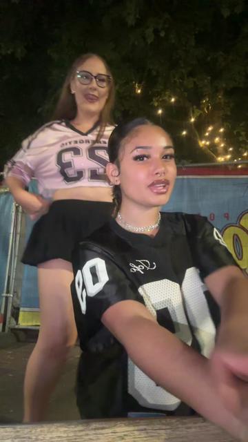 @LE.