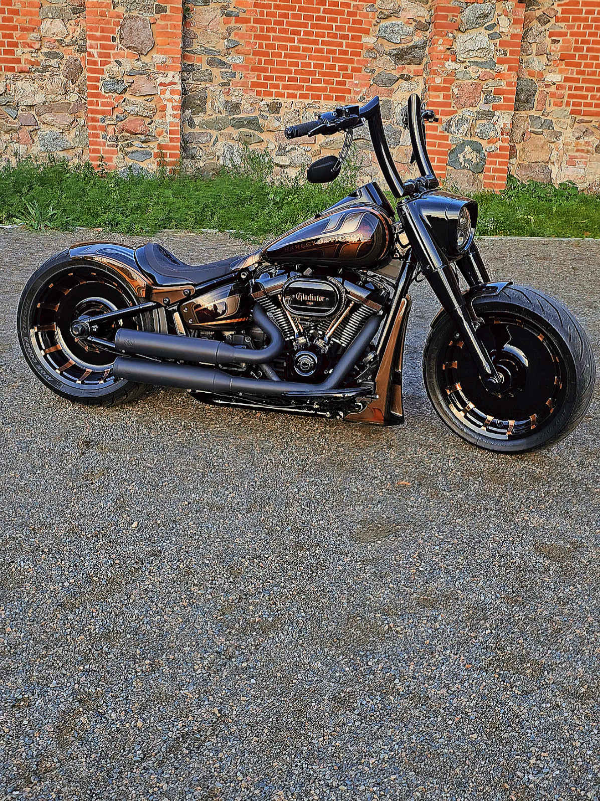 @FAT_BOYZ_CUSTOM
