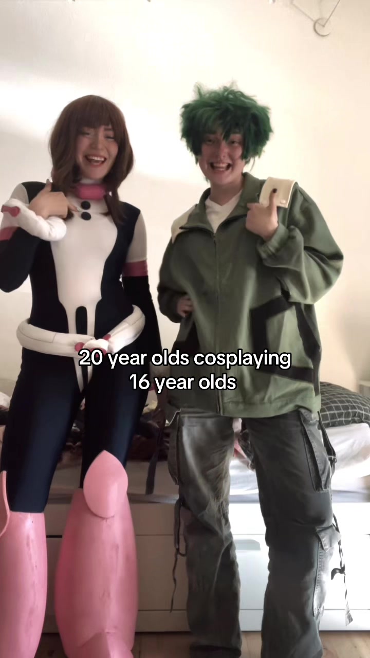 @Cy does cosplays