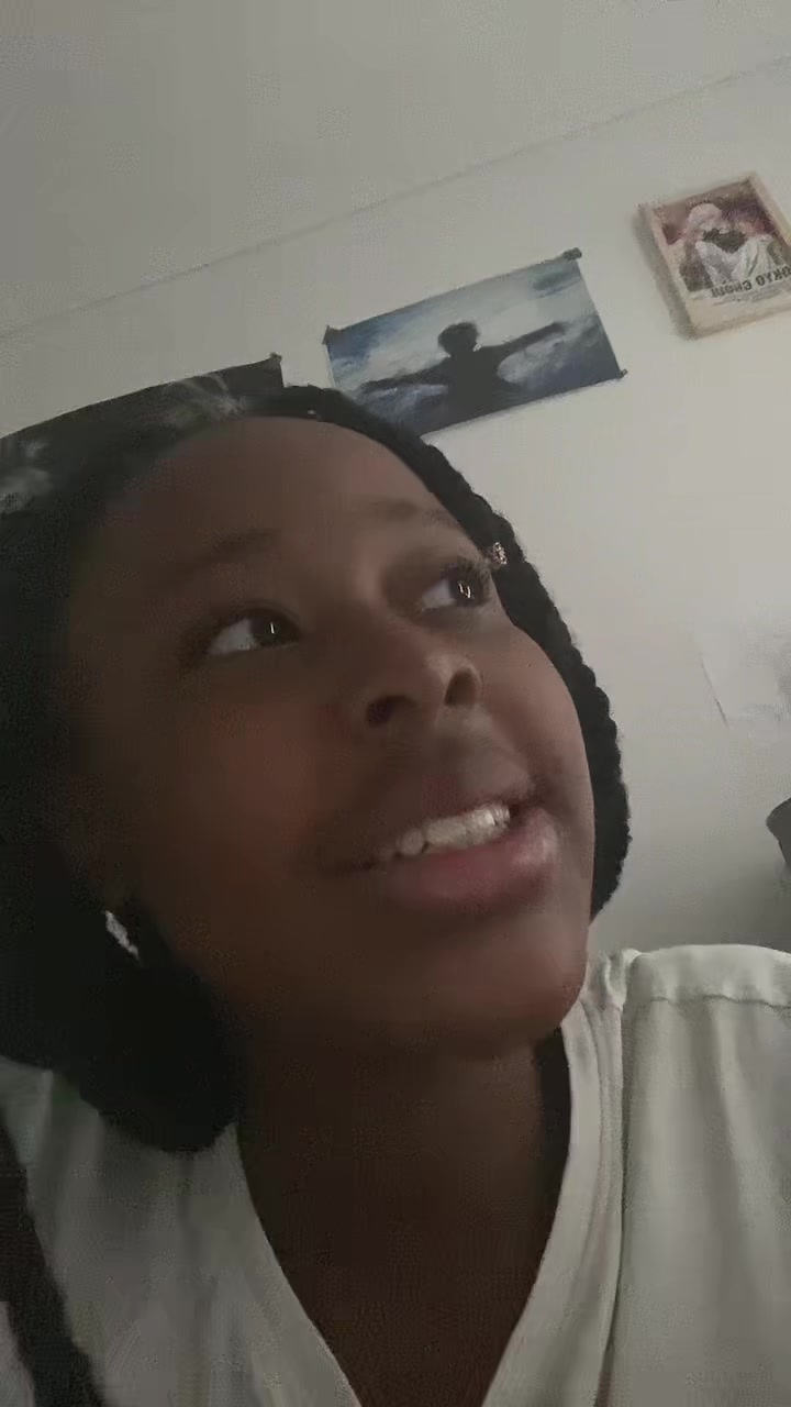 @😼