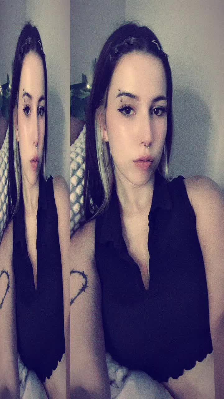 @ɐuᴉɹᴉ