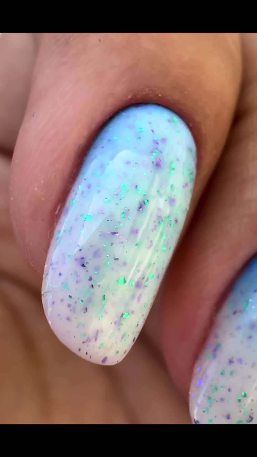 @nails_by_vivien_