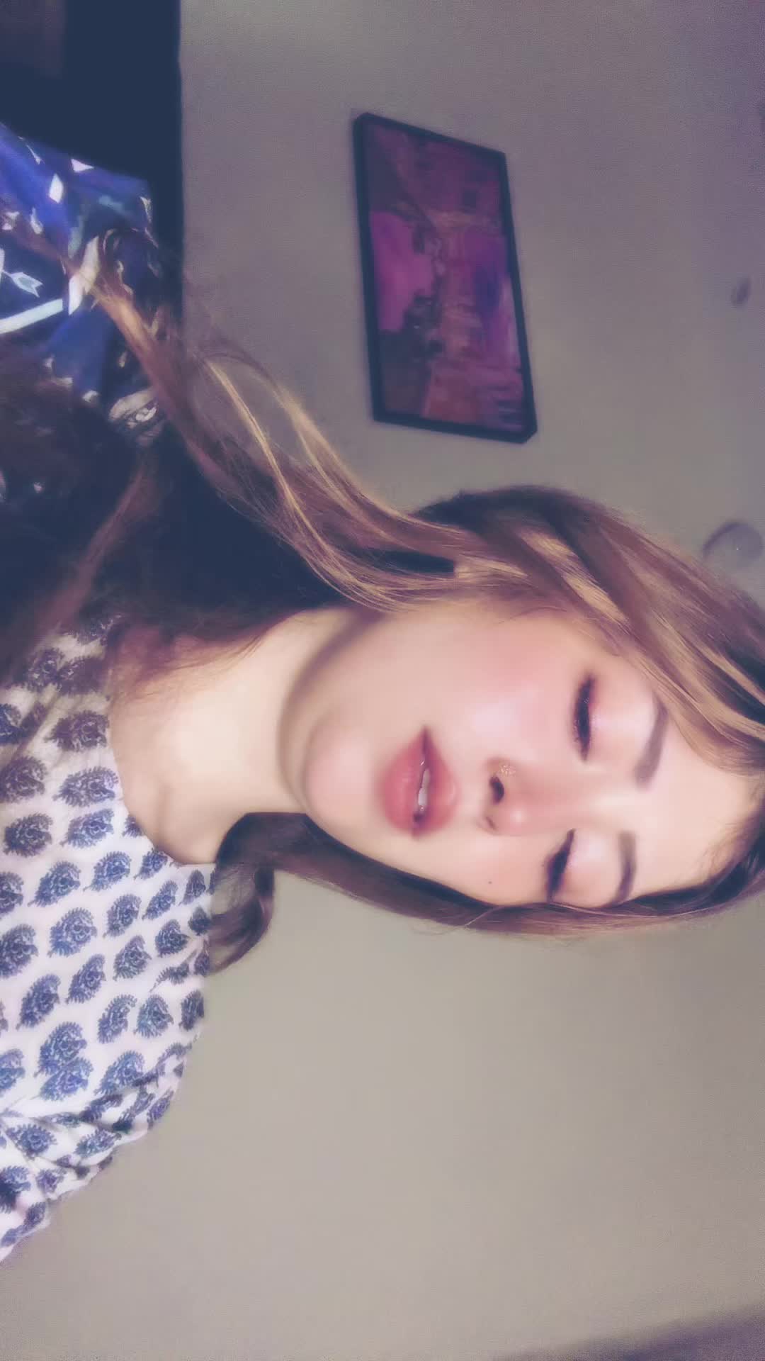 @🥀ملائکہ🥀