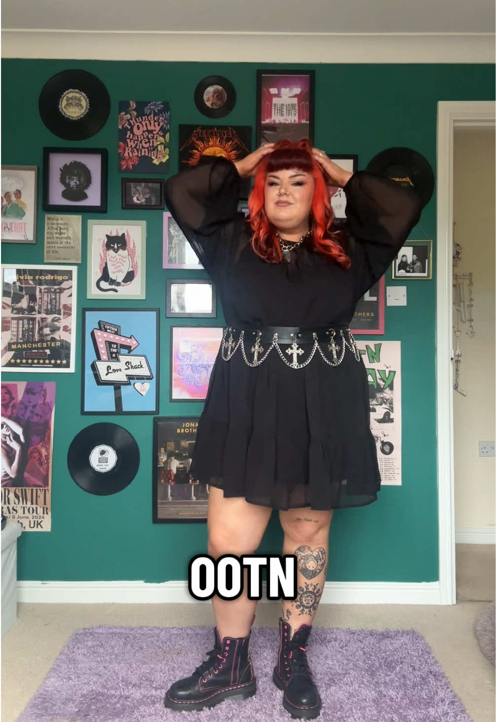 @Naomi 🖤
