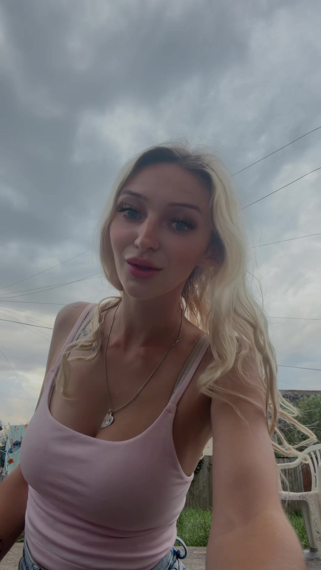 @Abby🦋🐾
