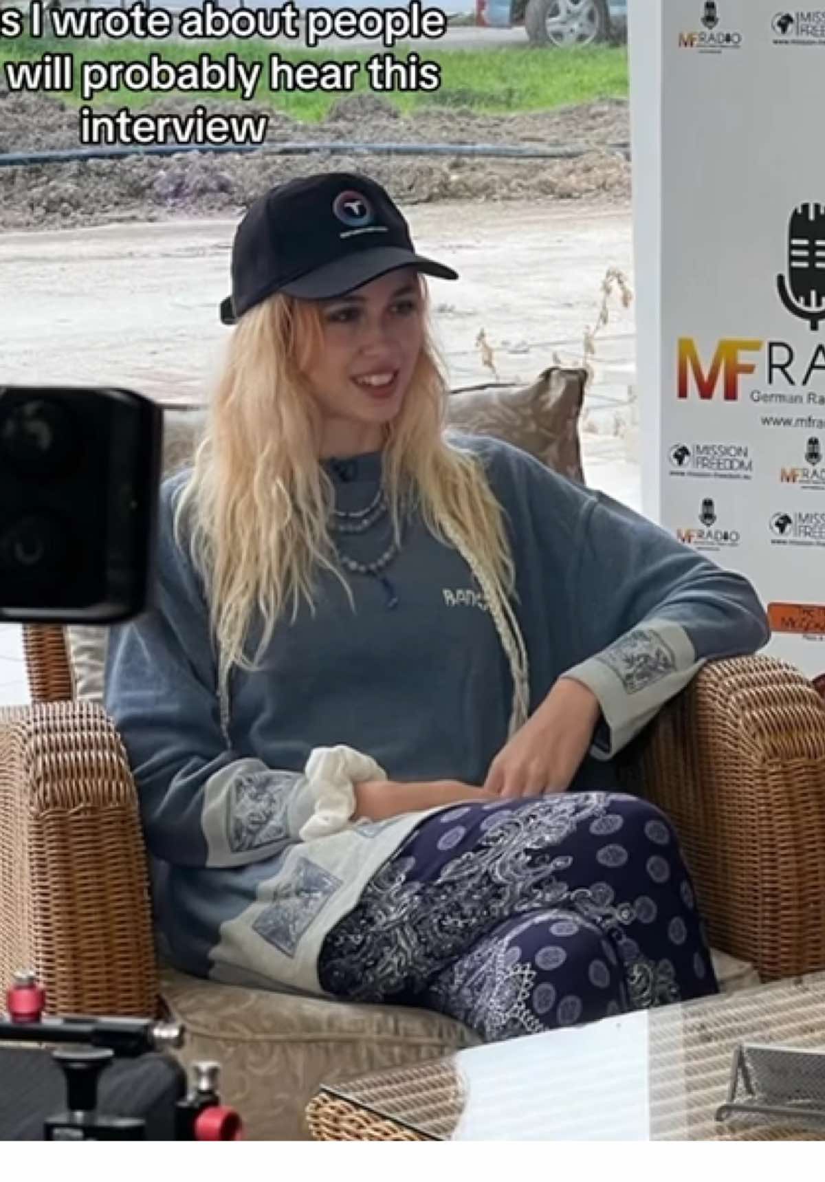 @SaviKaboo