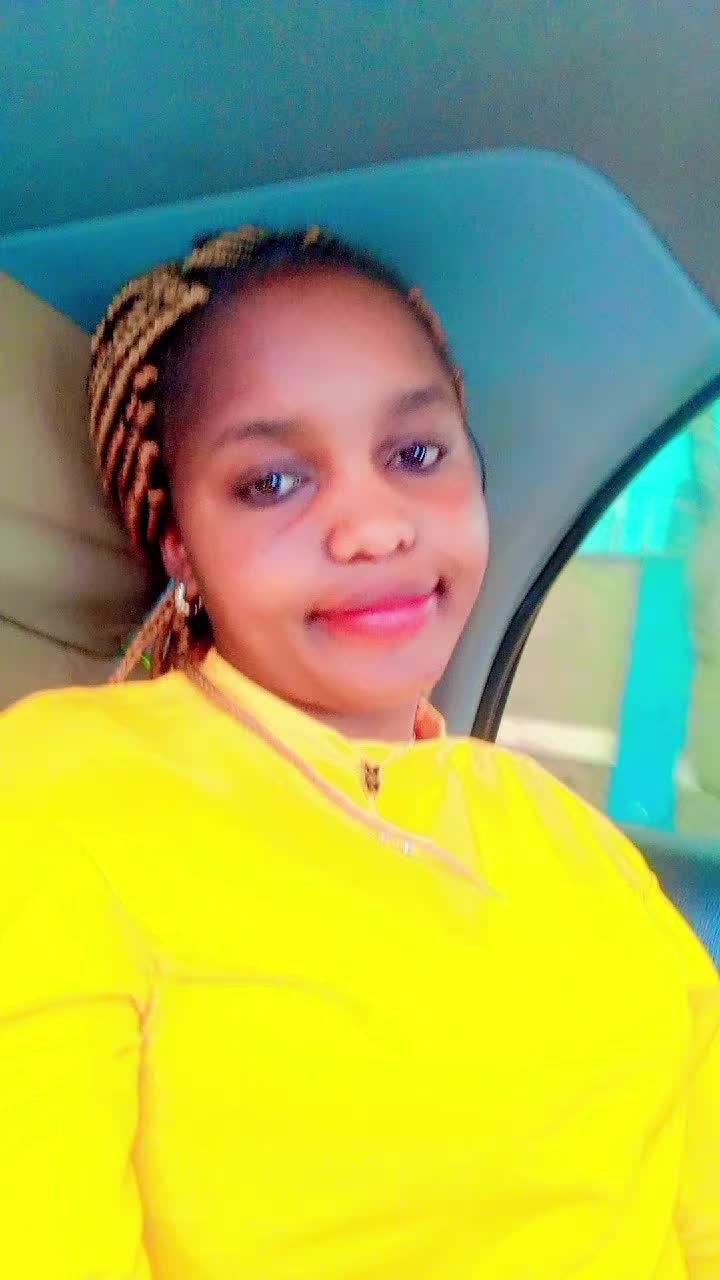 @indealqueen