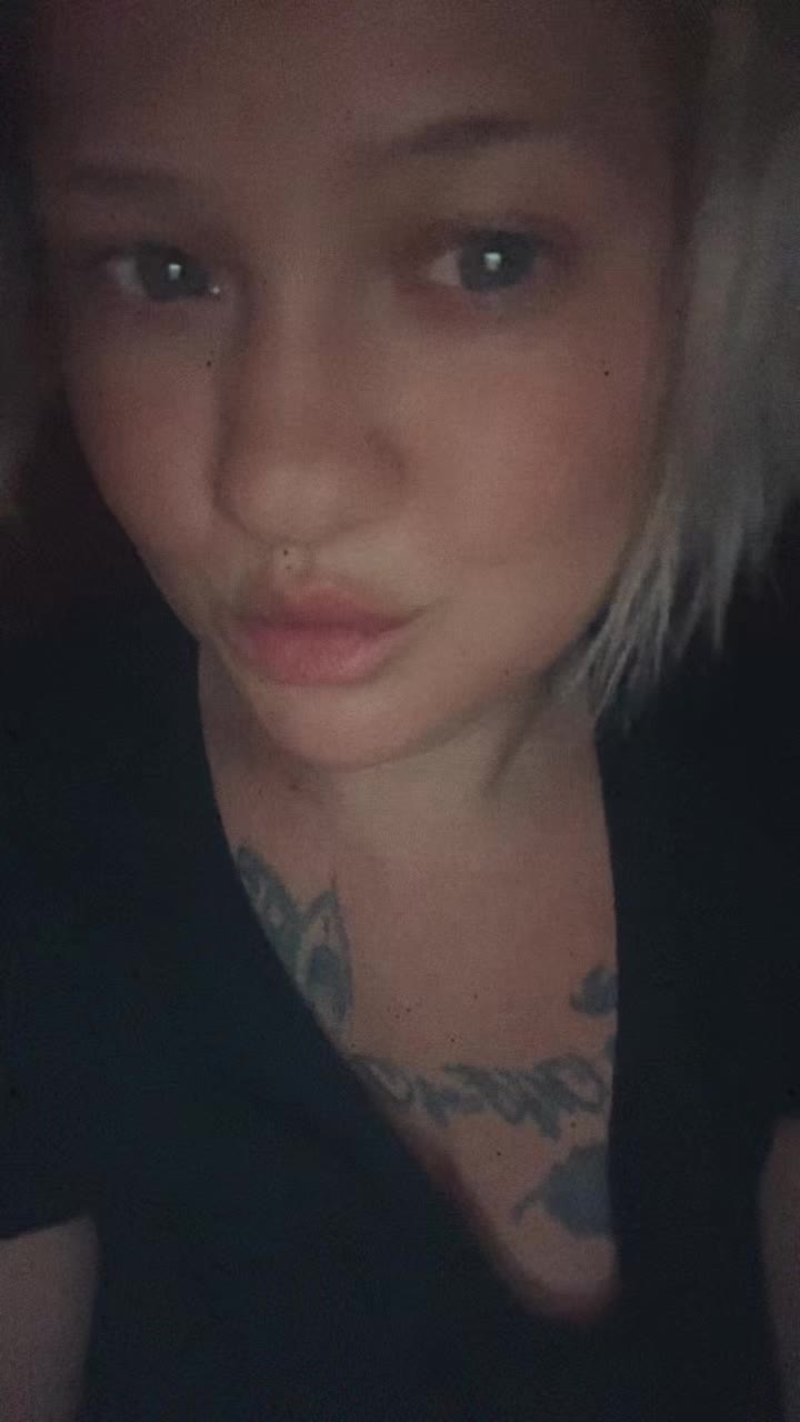 @Nikol Frechov&aacute;