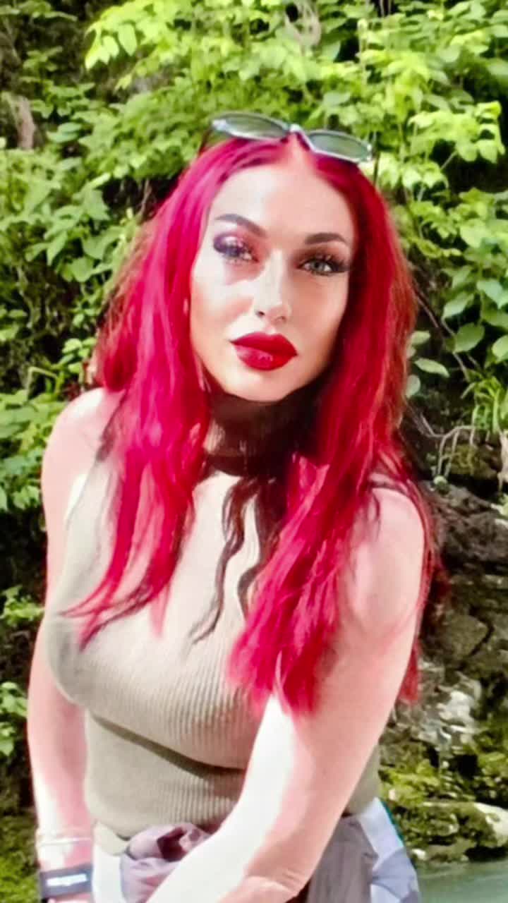 @Nikki
