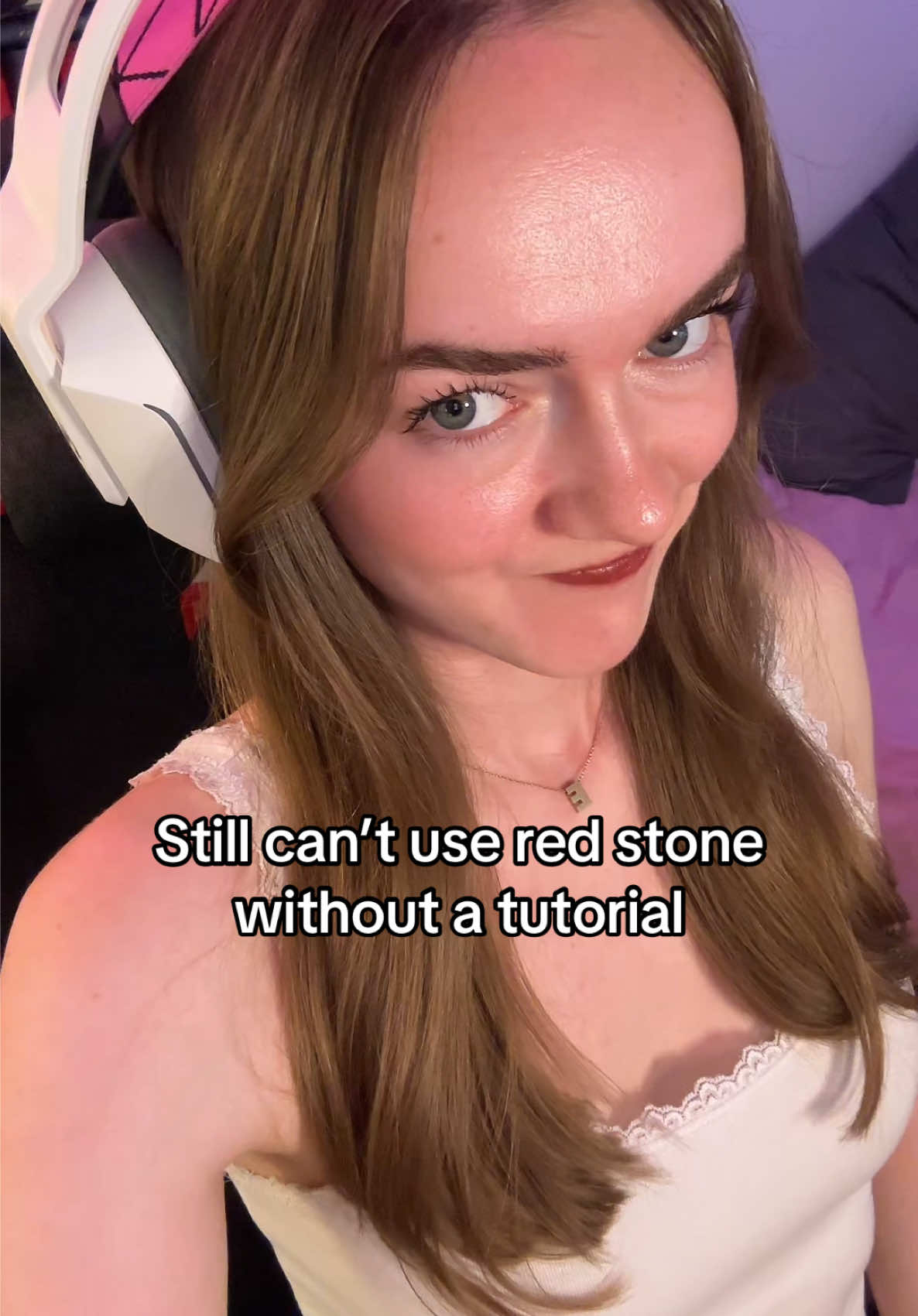 @Eminioe