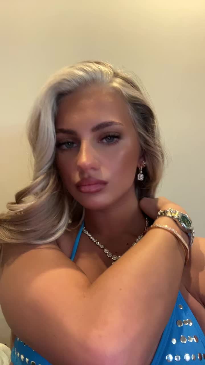 @vanesacalx