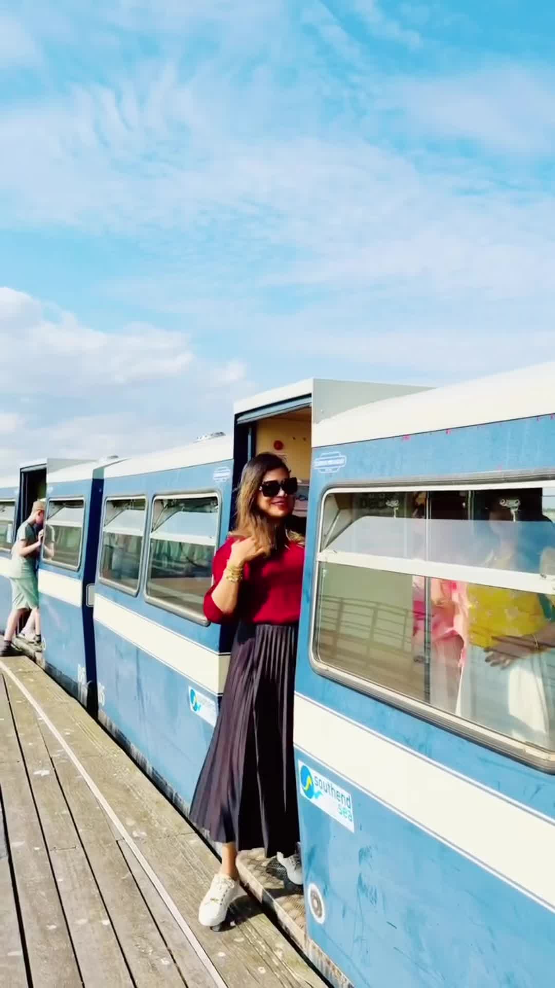 @MEHJABIN🇧🇩🇬🇧