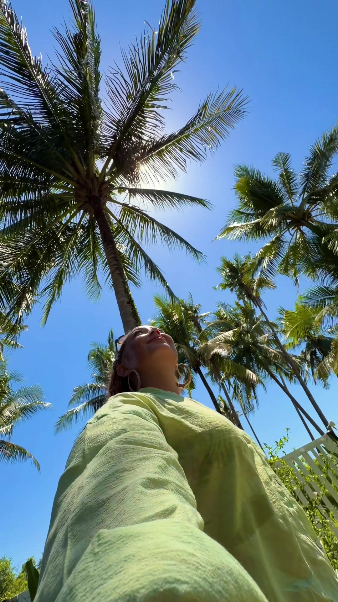 @naomi 🤍 | tropical viking 🐚
