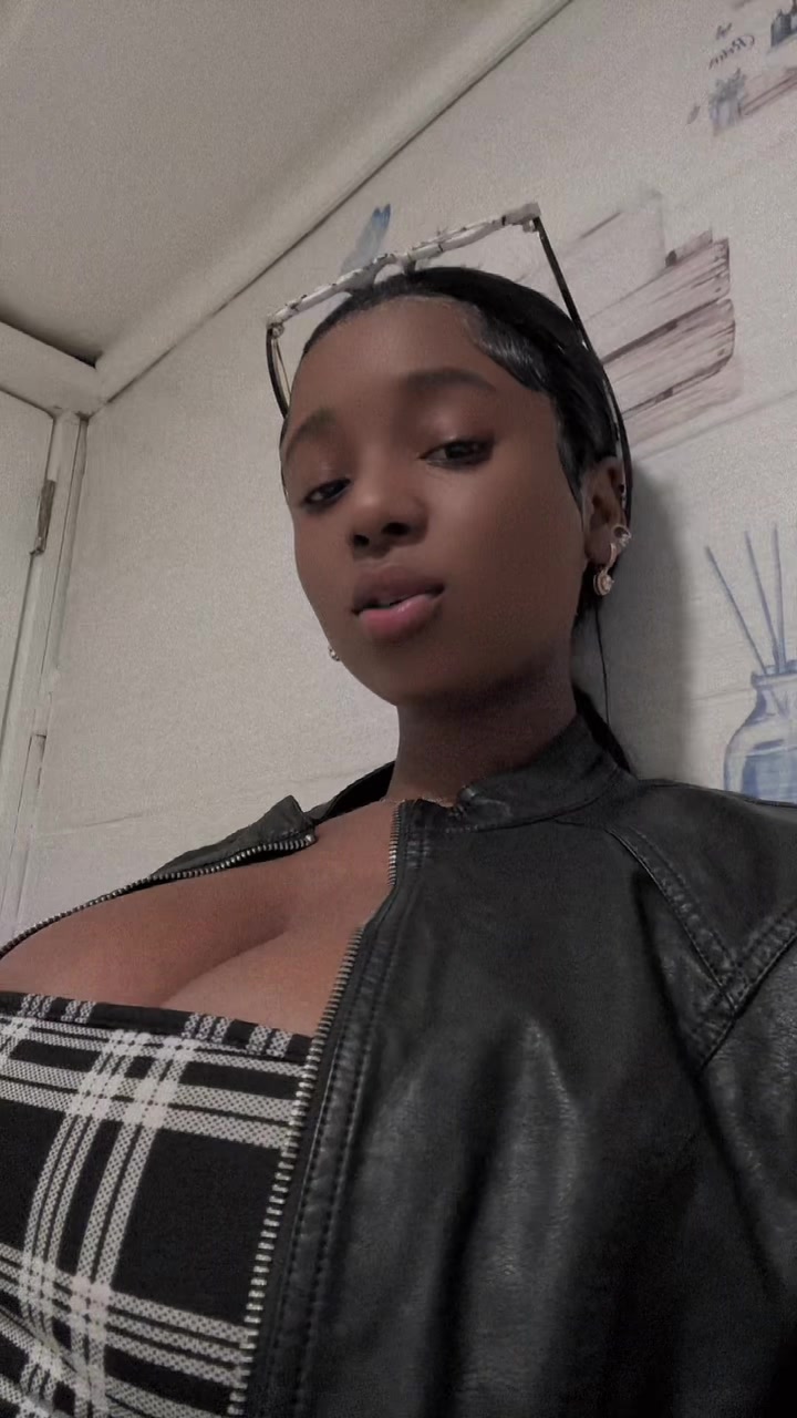@Pretty_Girl💗