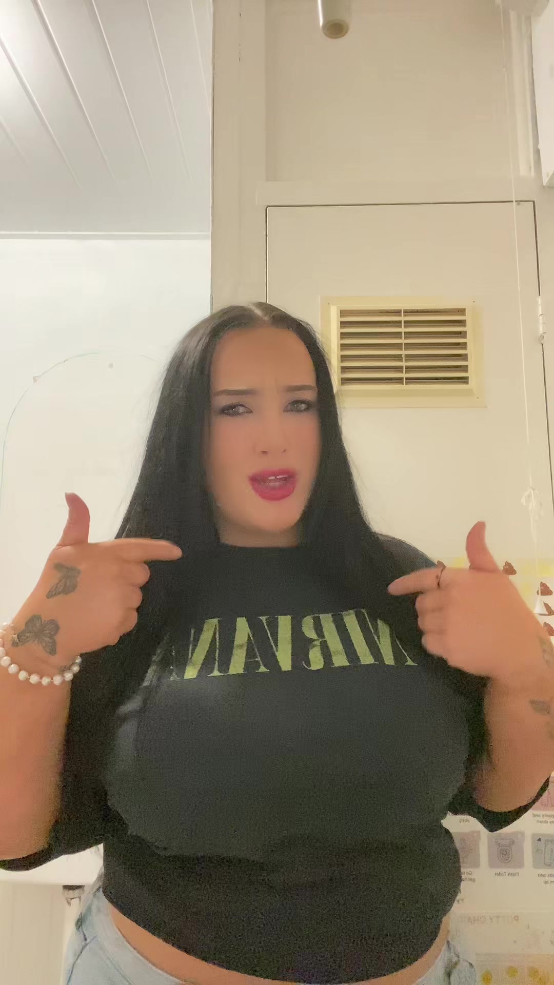 @Jademcgx