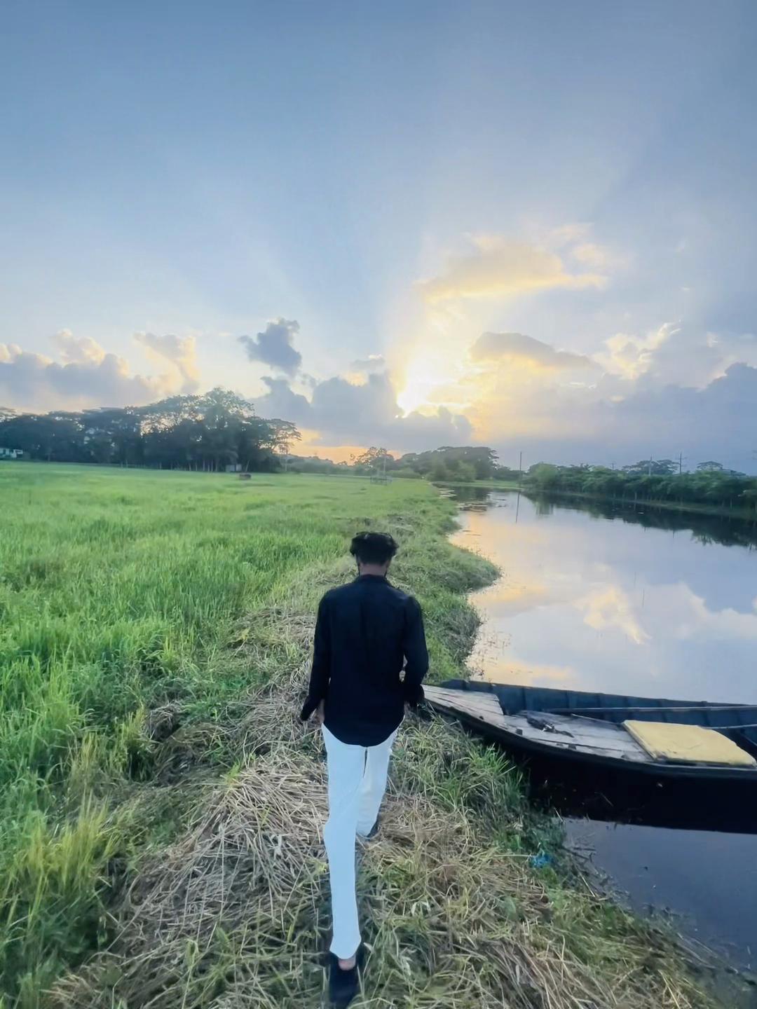 @Ꭼꪜan ᖴ𝓪ħì𝙢 