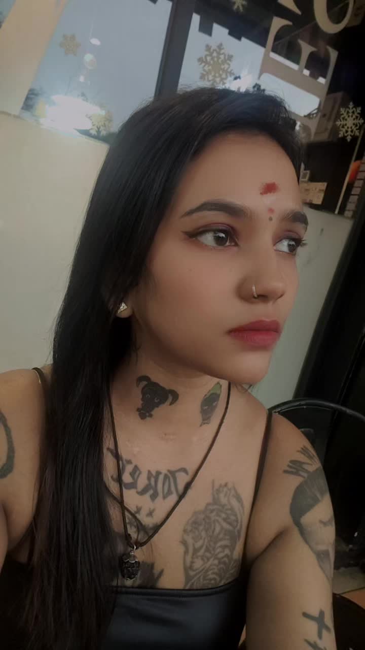@Vaishnavi quinn🖤💋