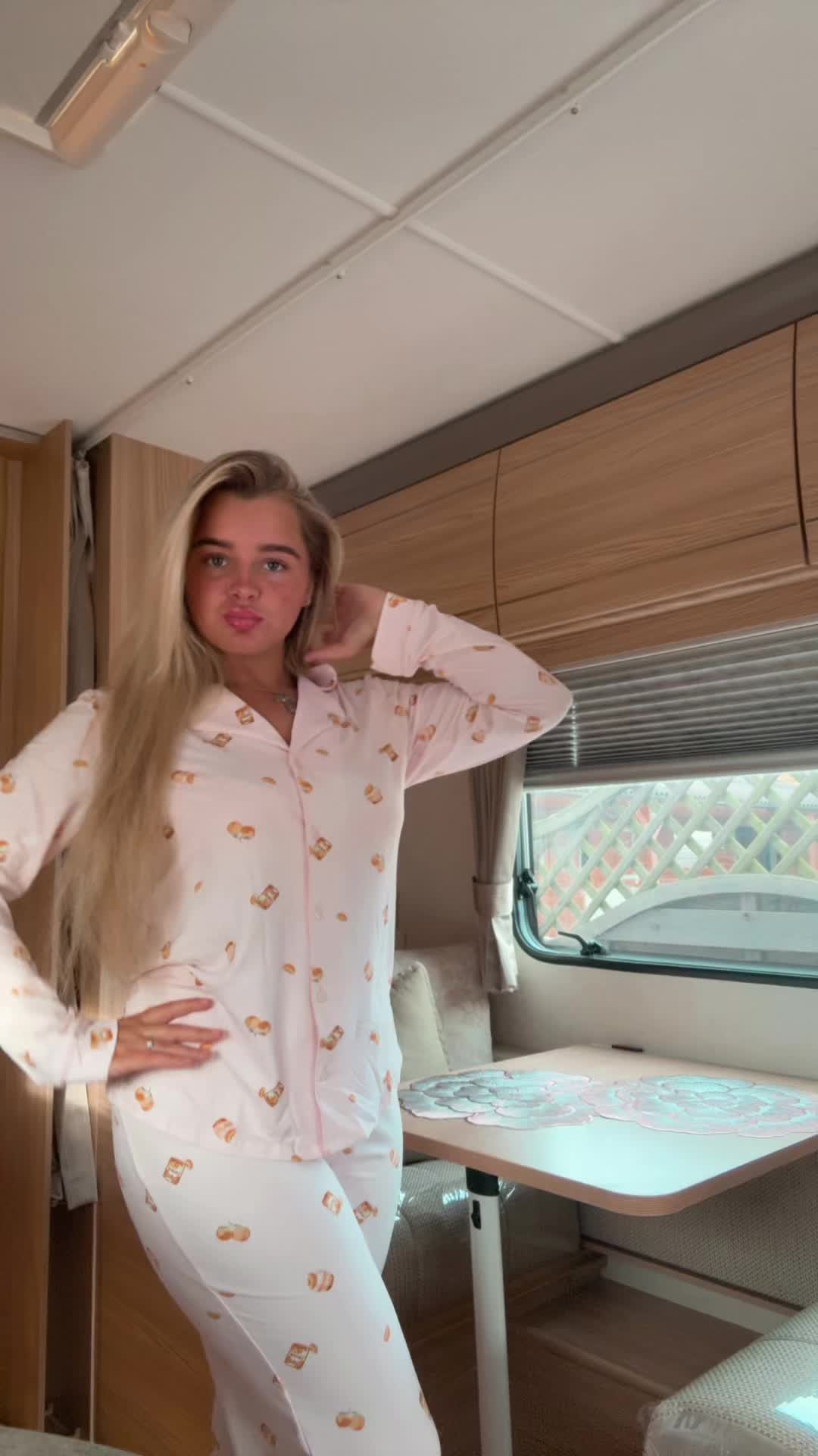 @suetinawardx16