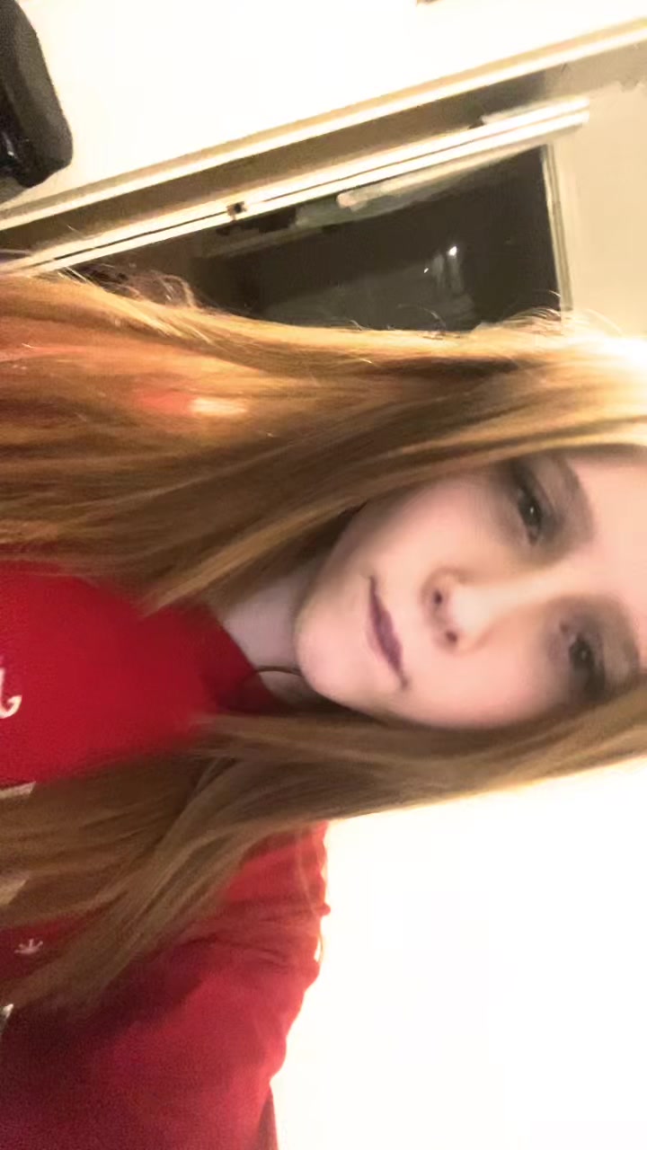 @𝐋 𝐄 𝐀 𝐇 🧿🤍
