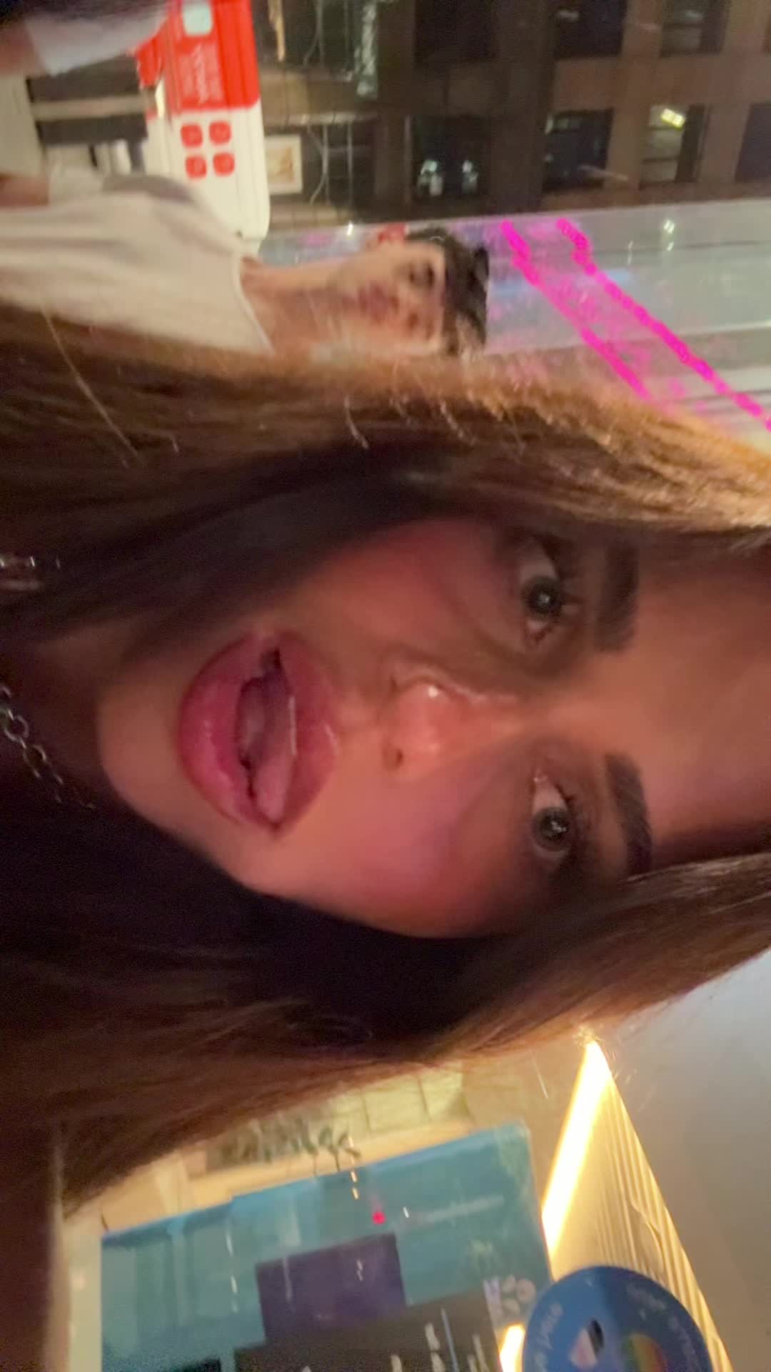 @kateterrazas