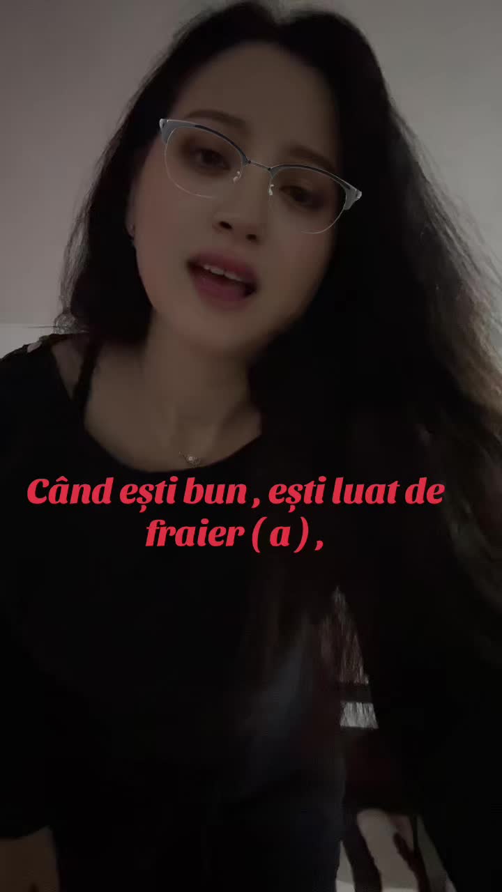@❤️ Moldoveanca 💛 Cu 💙 Tupeu