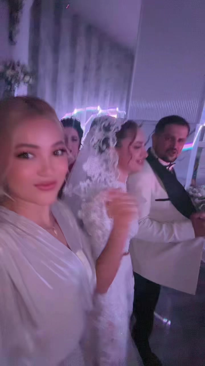 @eneshloren