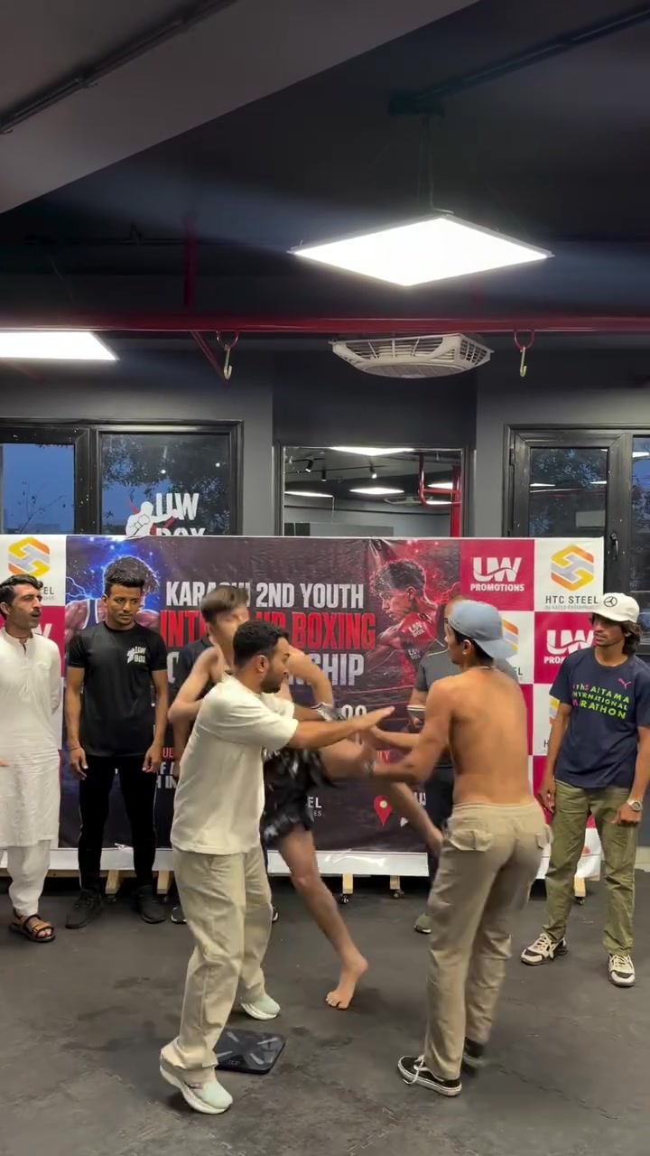 @UWBOX