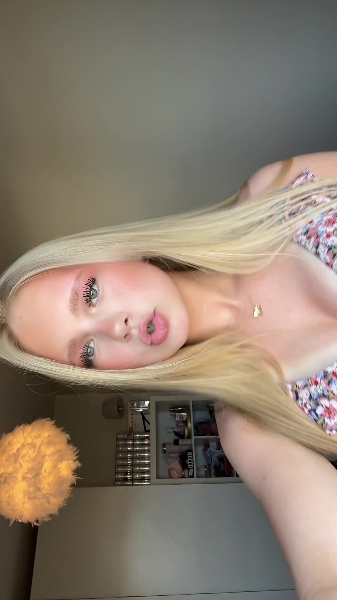 @Lova