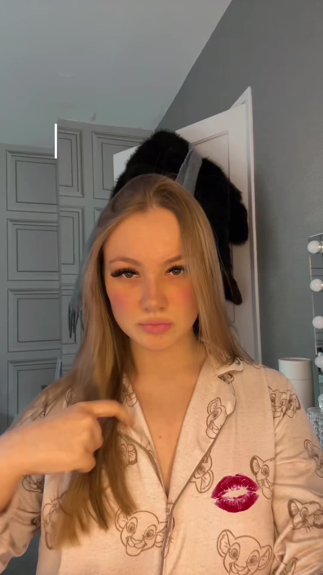 @Emily🪽
