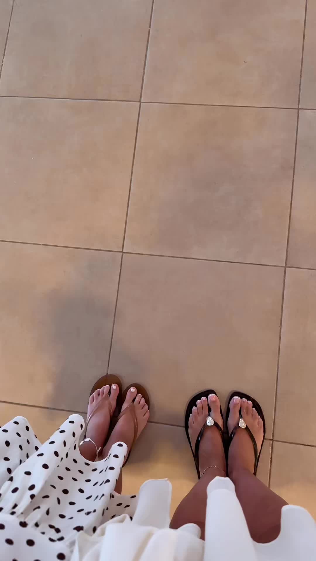 @leshataylie