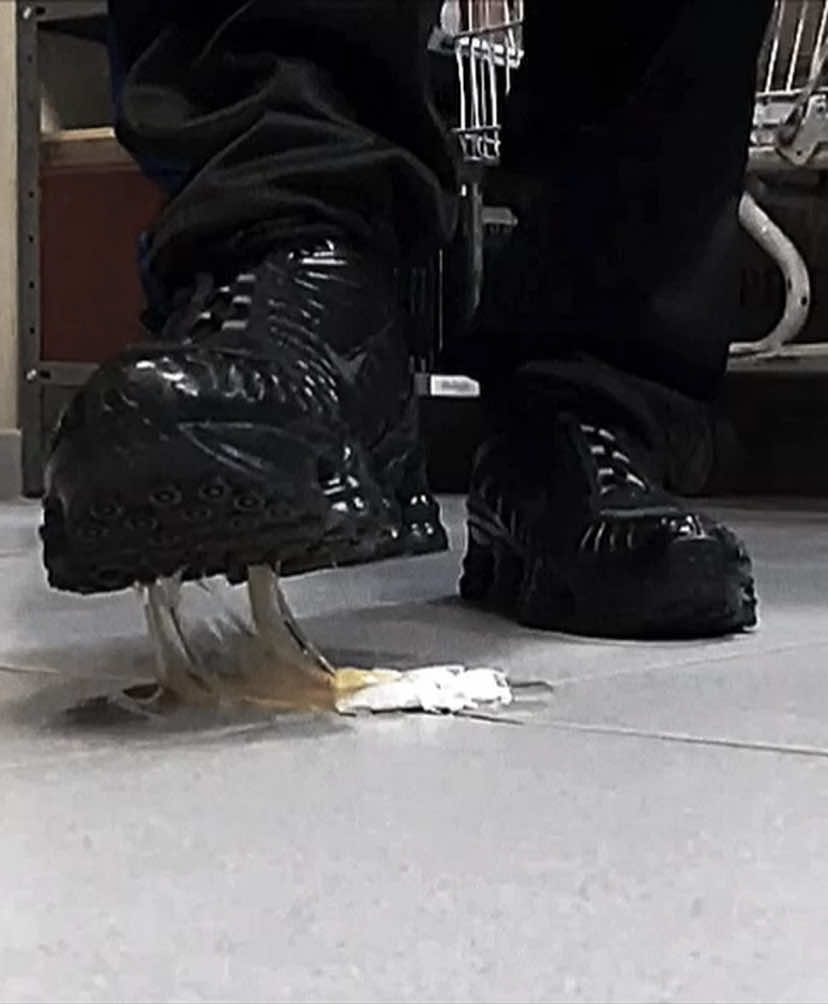 @𝔣