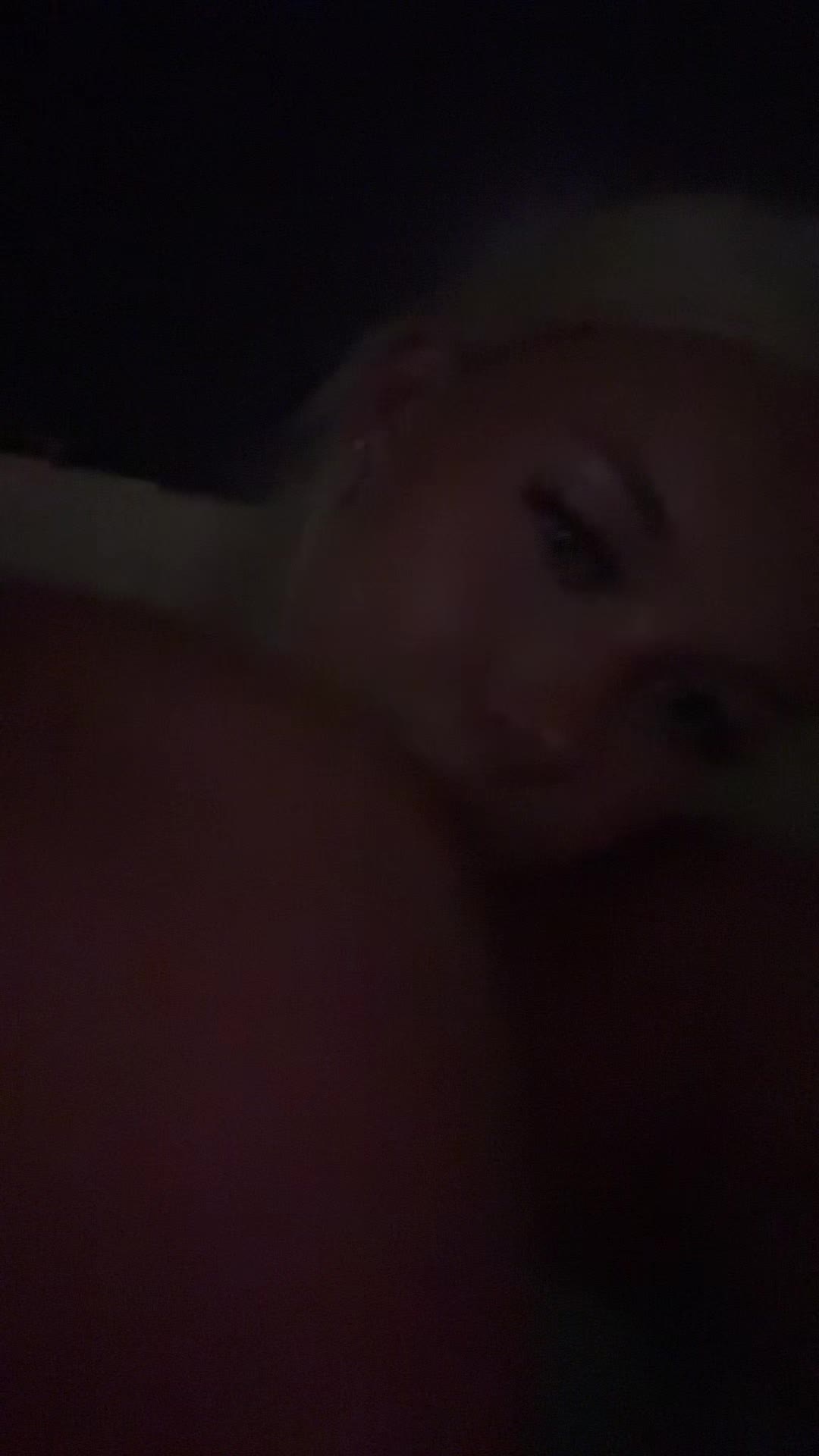 @✰