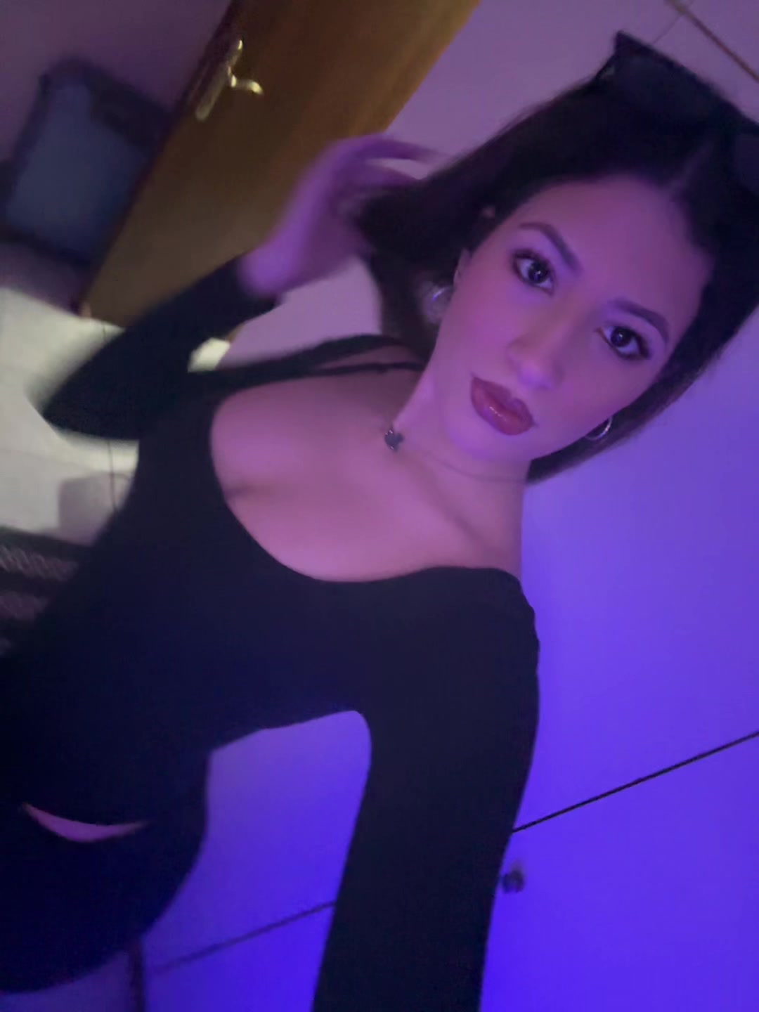 @Valia