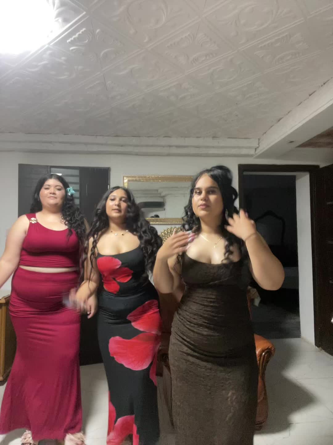 @S✨