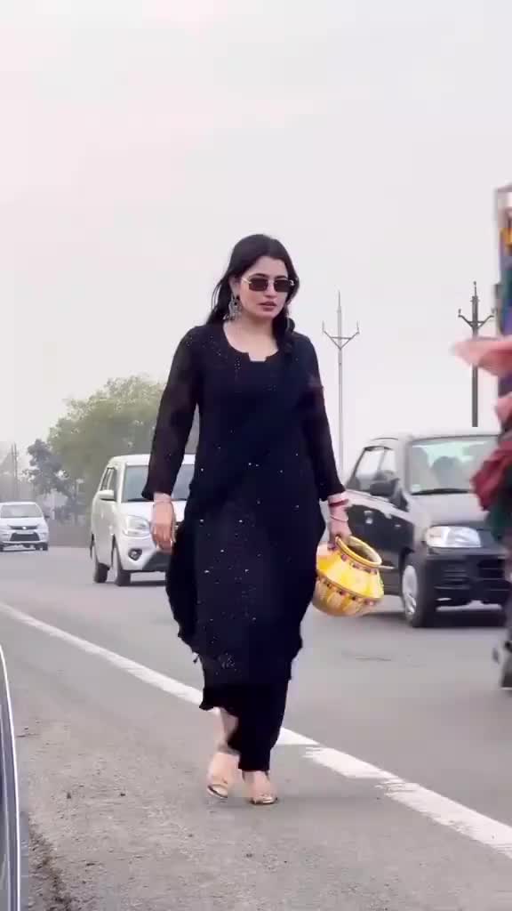 @Sanam Khan