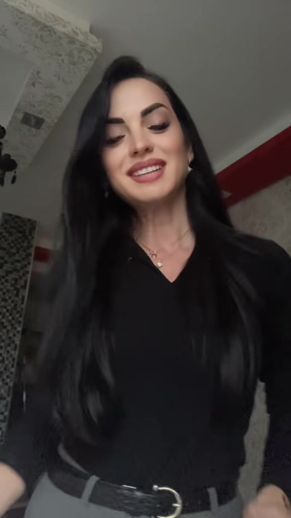 @Alina Elena156