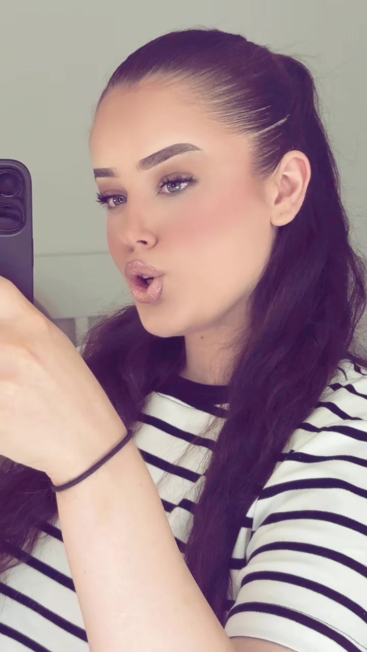 @⚜️