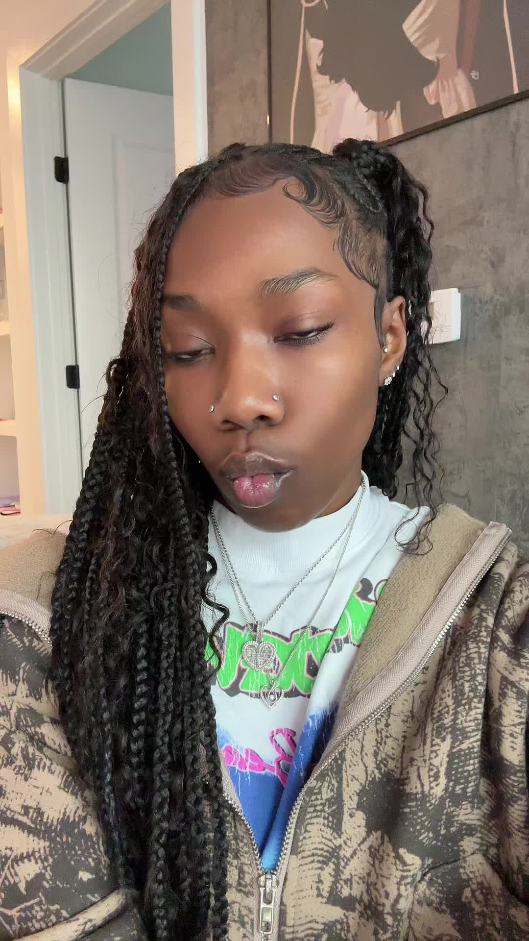 @tianaarenay