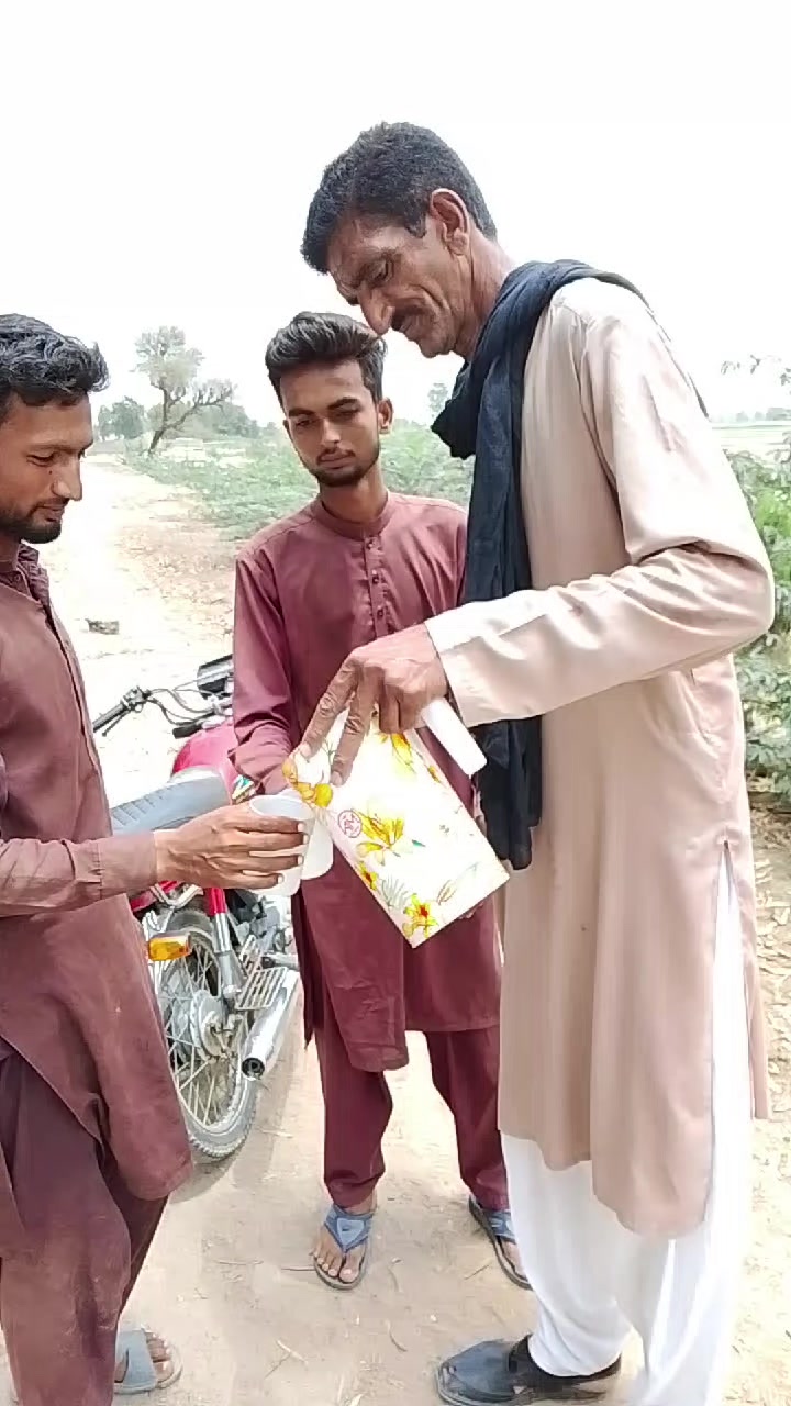 @m Khalid Abbas