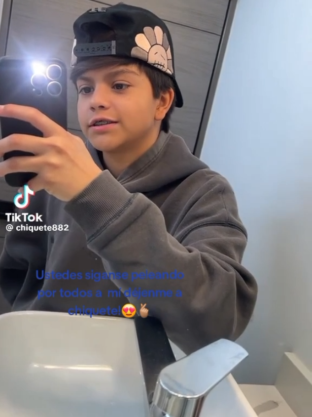 @𝓬𝓪𝓻𝓸𝓸𝓸 🫰🏽
