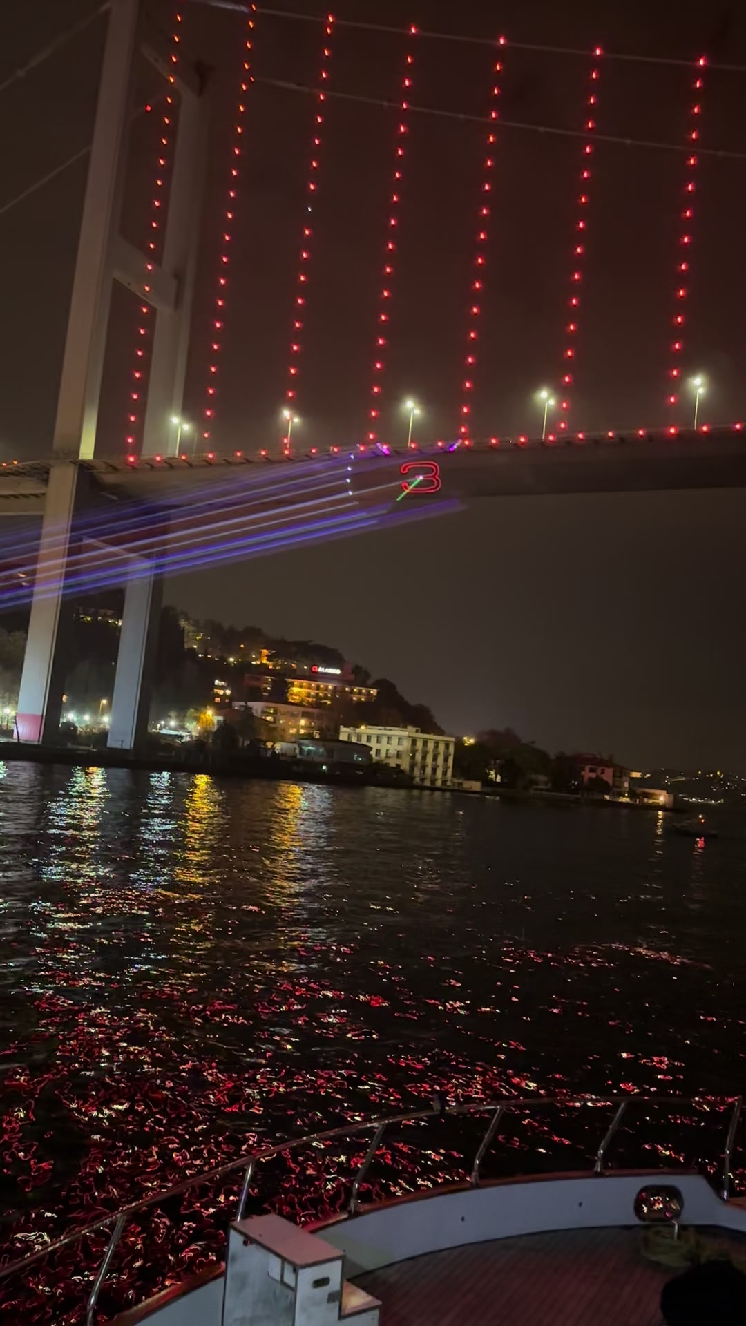 @KÖPRÜYE LAZER SHOW