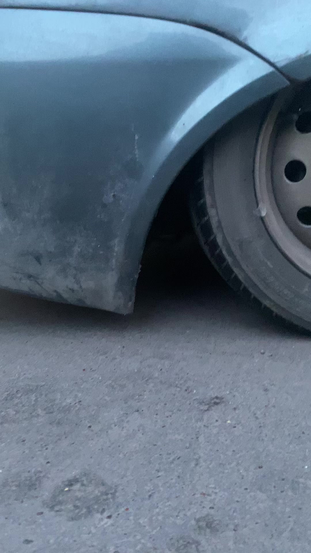 @…