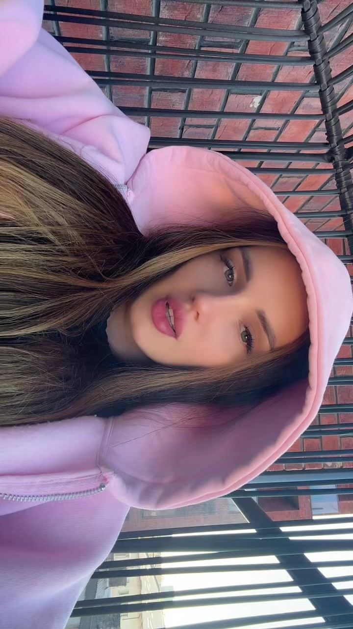 @karasu_tina