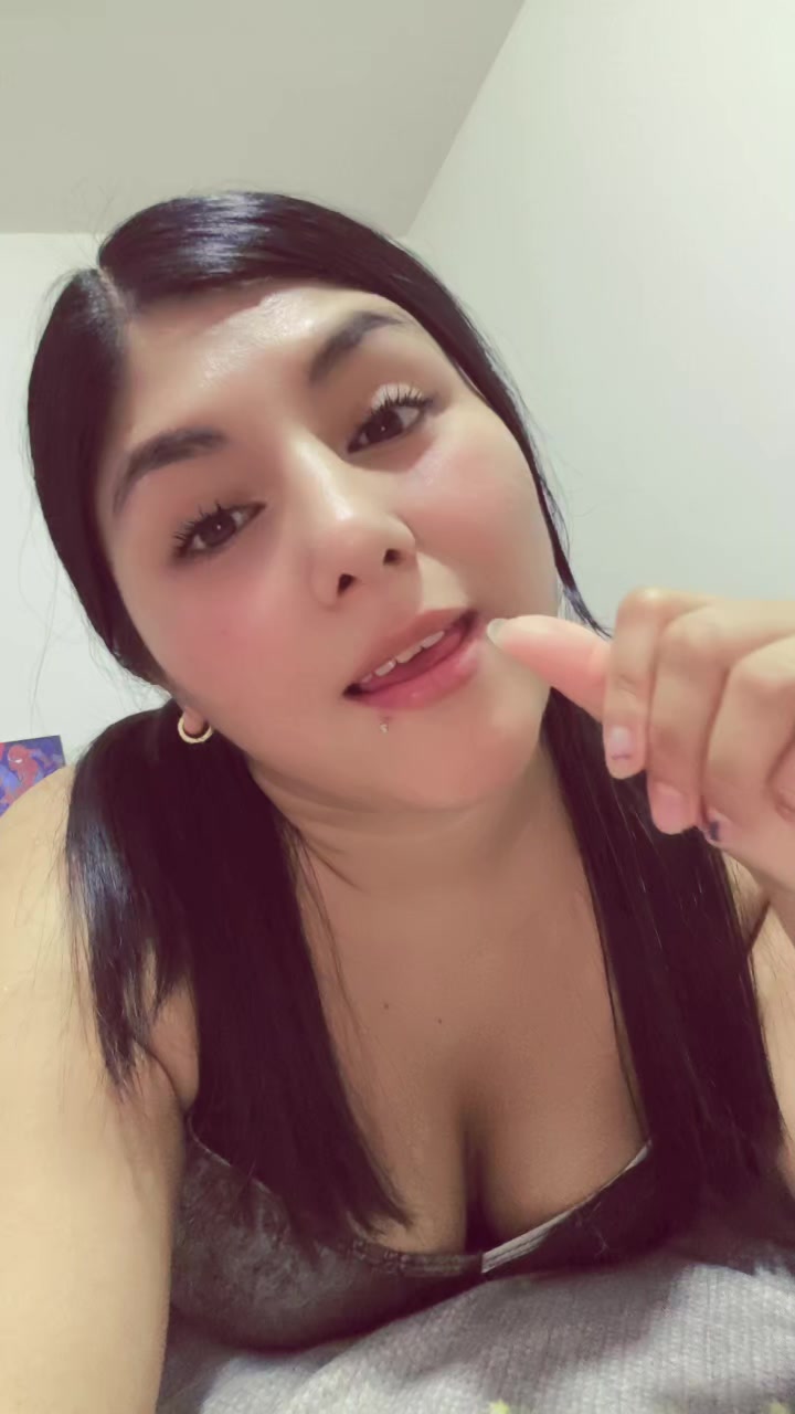 @Yashira C. 👑🩷