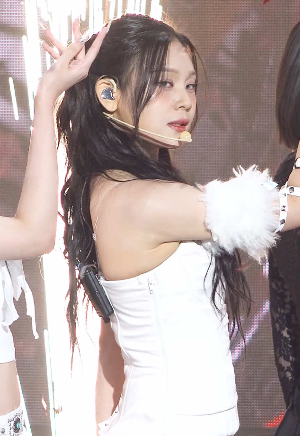 @luvrism