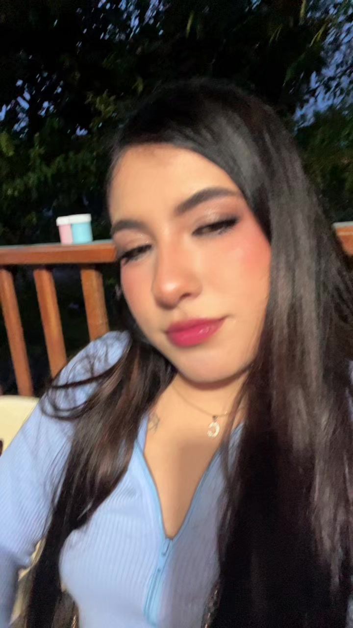 @Camila Alfonso