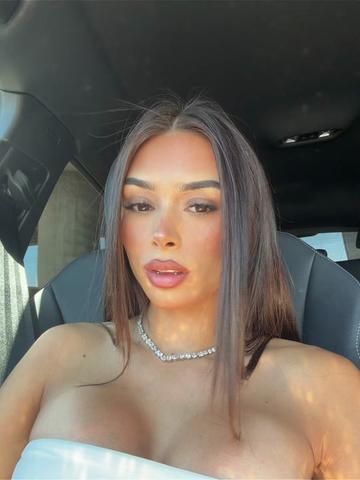 @adrianalobaz