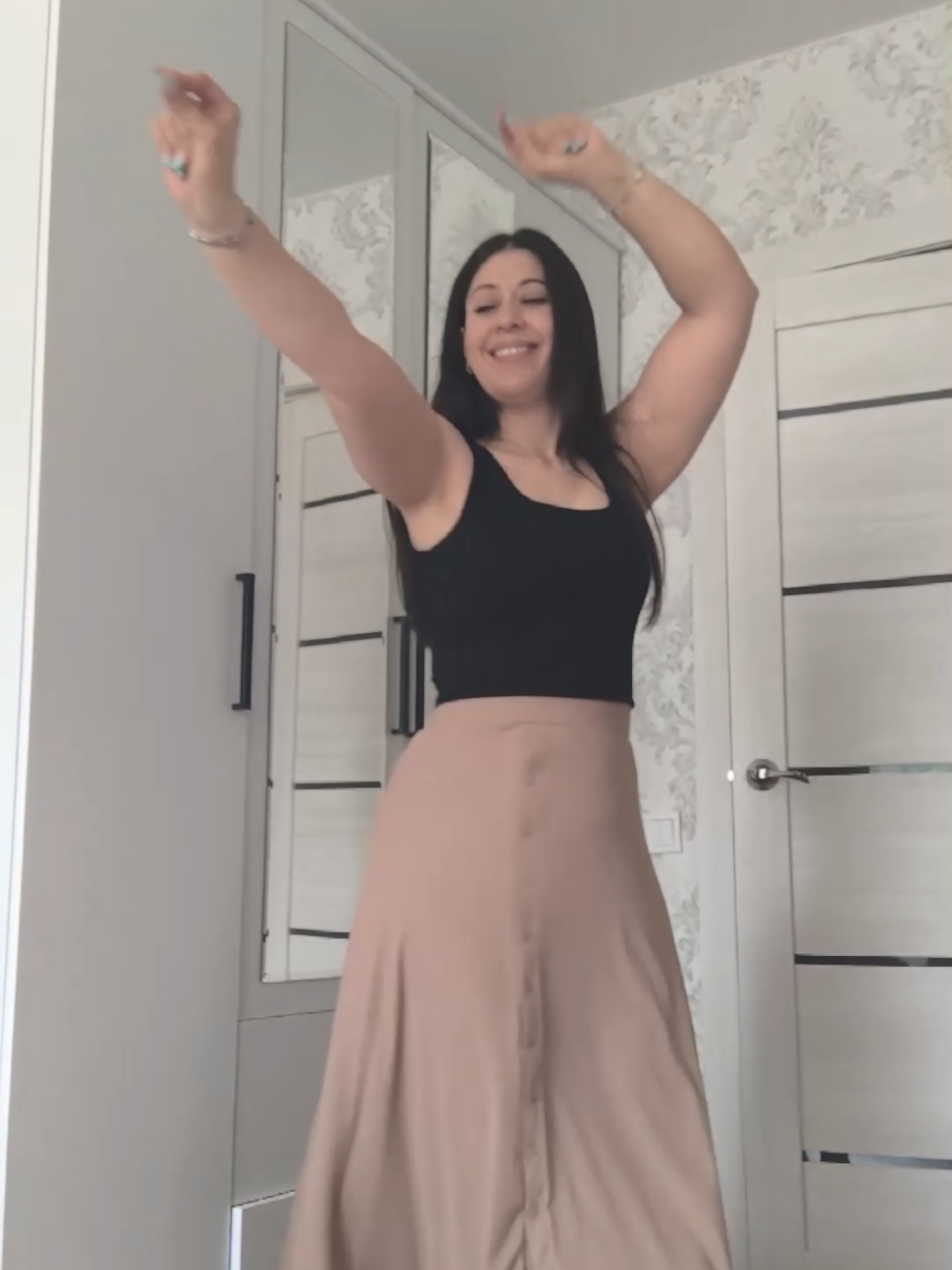 @Мехри
