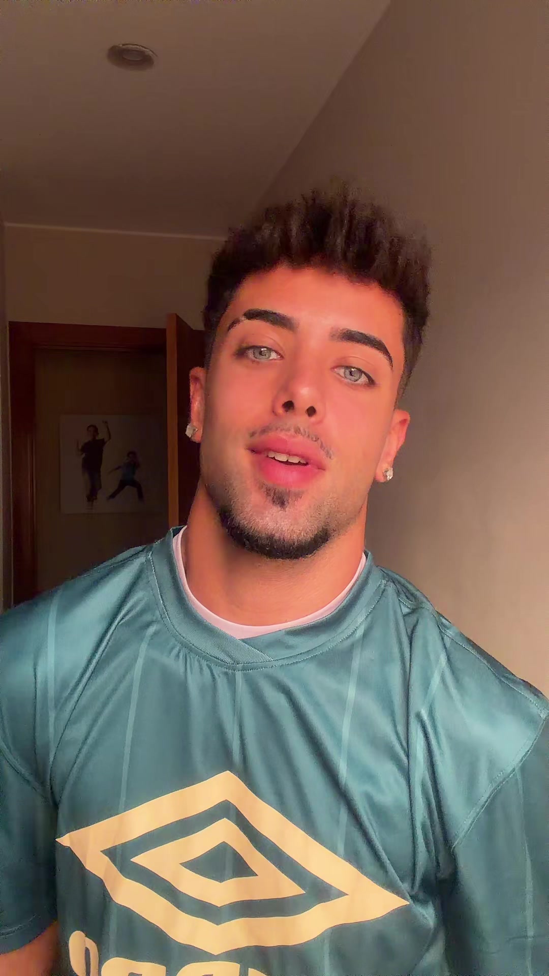 @Alex Méndez